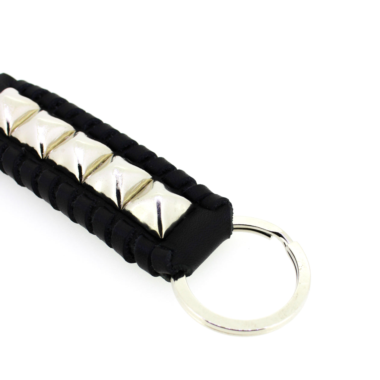 ピラミッドスタッズ キーホルダー(ニッケル)