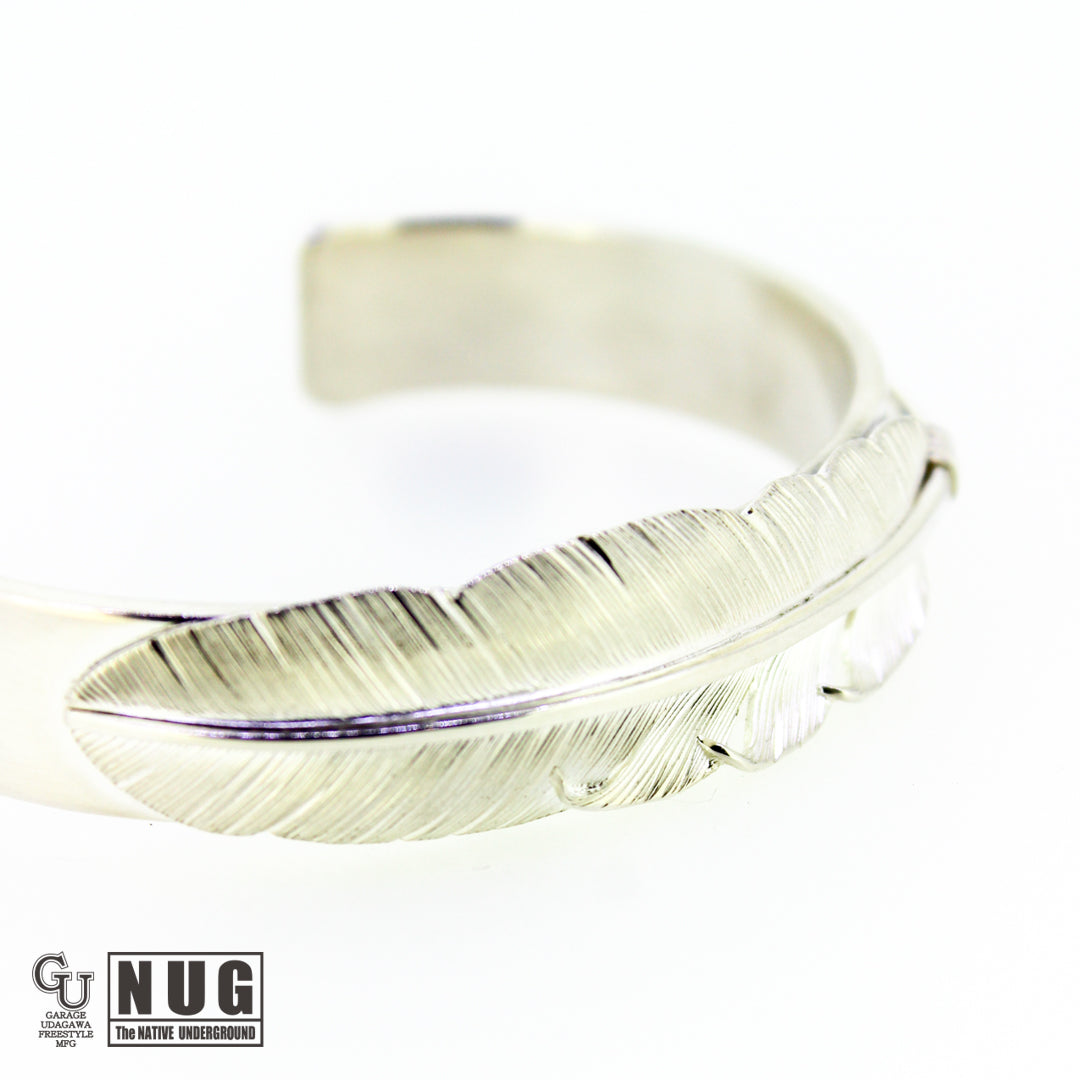 シルバー カービングフェザーバングル