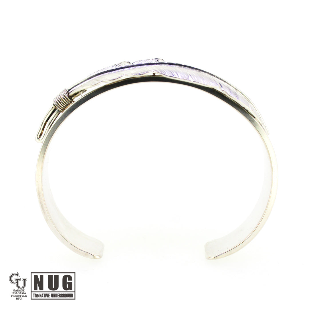 シルバー カービングフェザーバングル