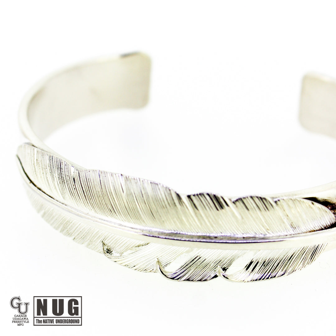 シルバー カービングフェザーバングル