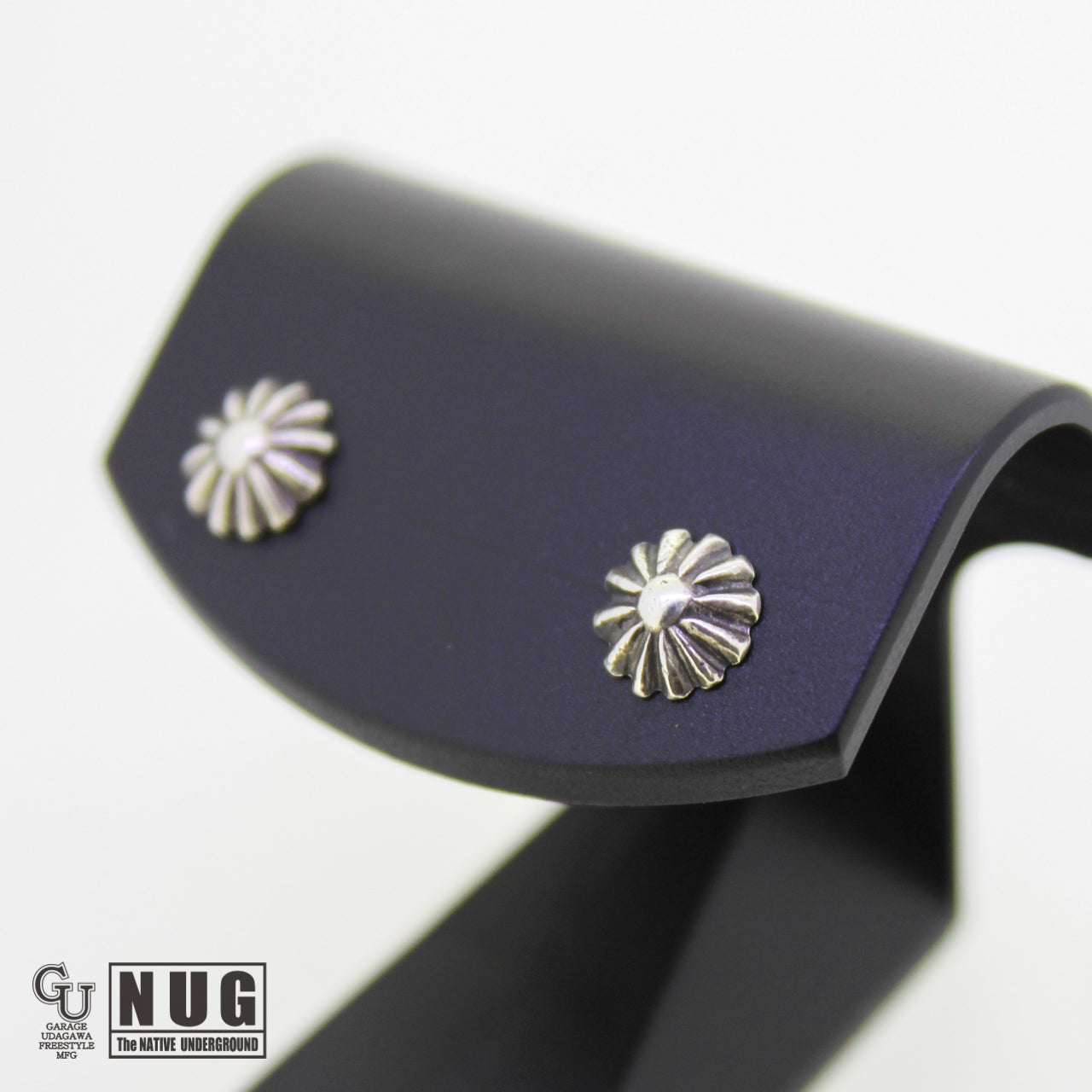 シルバー ミニコンチョピアス フラワー #3 (両耳用)